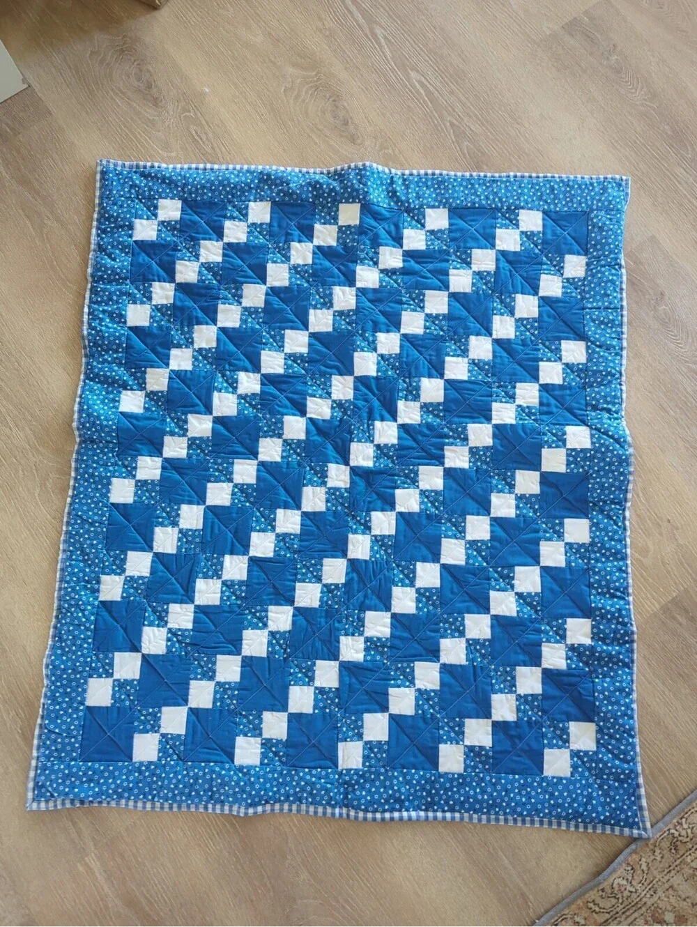 Blue and White Irish Chain patchwork FINISHED Small QUILT  Gingham Back Handmade